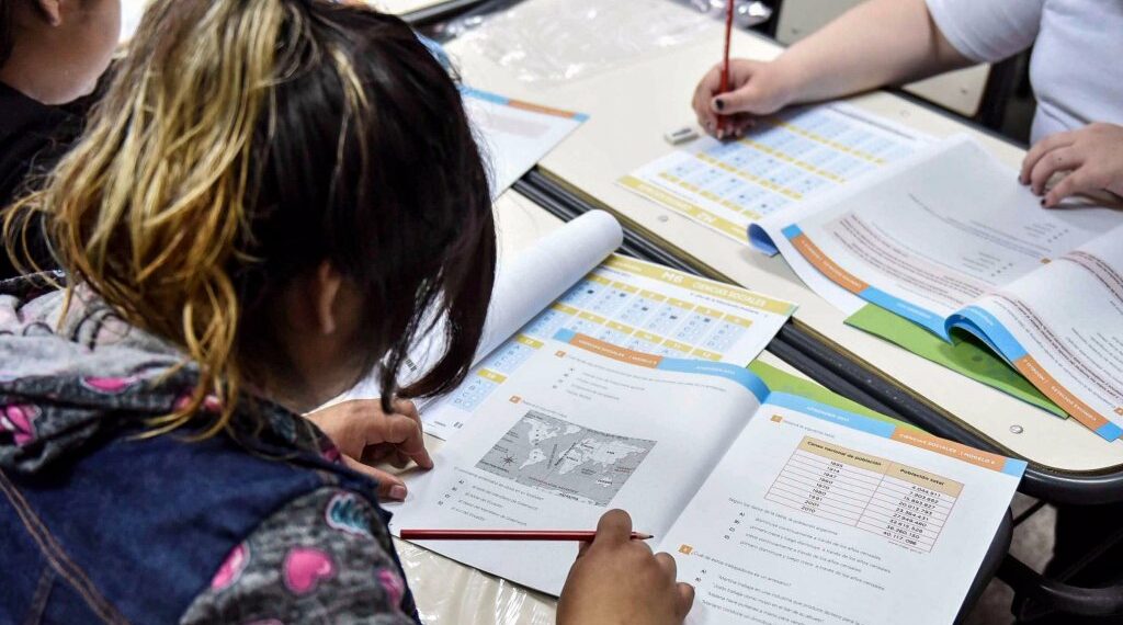 Impulsan un espacio curricular para que los alumnos estudien la historia de su distrito