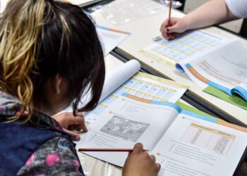 Impulsan un espacio curricular para que los alumnos estudien la historia de su distrito