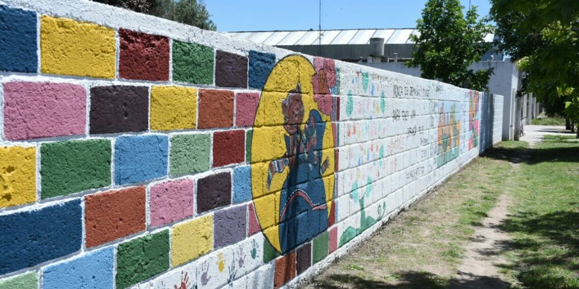 Pintaron murales en el marco del programa ValorArte TQT