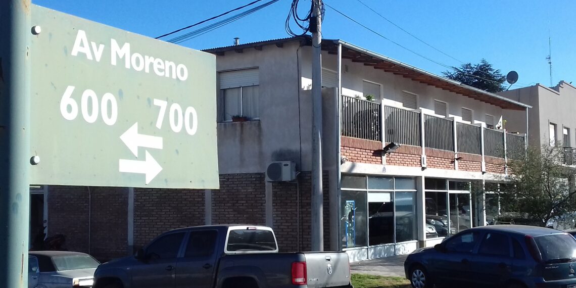 ACTO VANDÁLICO EN COMERCIO DE TORNQUIST