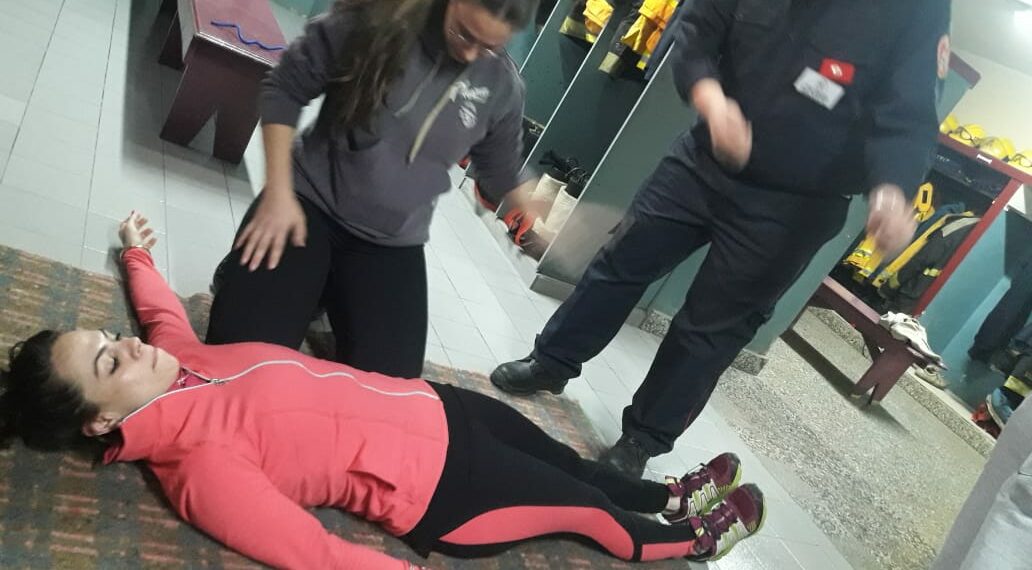 Se realizó el curso de apoyo vital básico en la Asoc. Bomberos Voluntarios de Tornquist