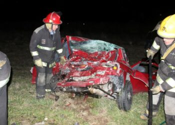 Choque frontal con dos heridos en la Ruta 33 (incluye fotos y agrega video)