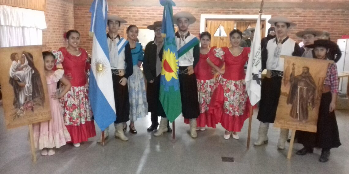 EL FESTIVAL “TORNQUIST, PATRIA Y FOLKLORE”, COLMÓ EL SUM DEL CNSL (FOTOS)