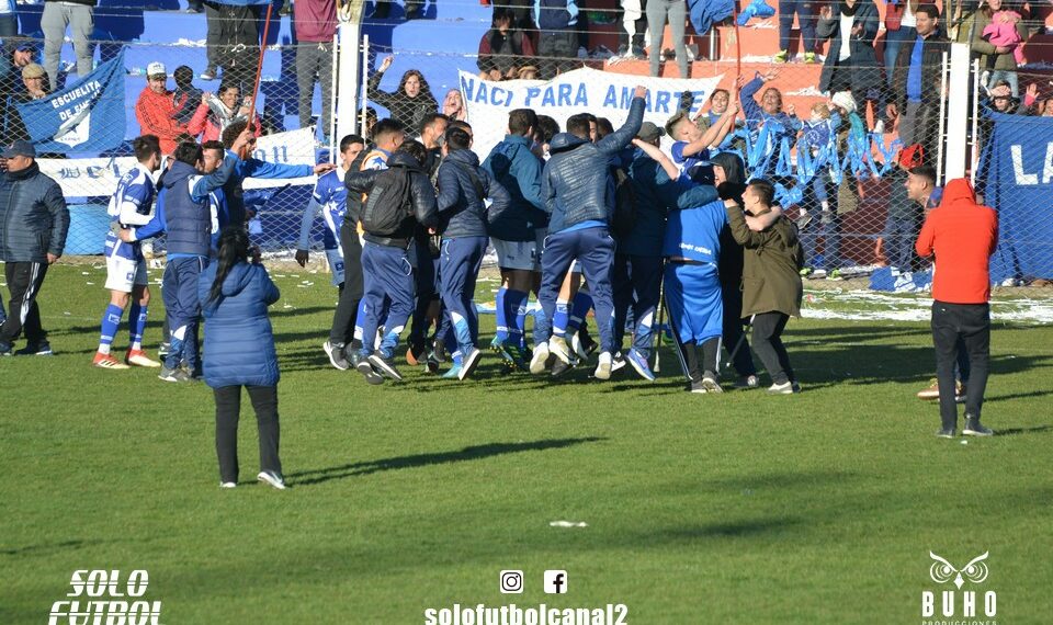 RACING ES EL SEGUNDO SEMIFINALISTA ANUAL