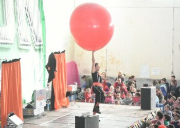 EL DIA DEL NIÑO SE VIVIÓ A PLENO EN EL GIMNASIO DEL CLUB UNIÓN (VIDEOS ENTREVISTAS)