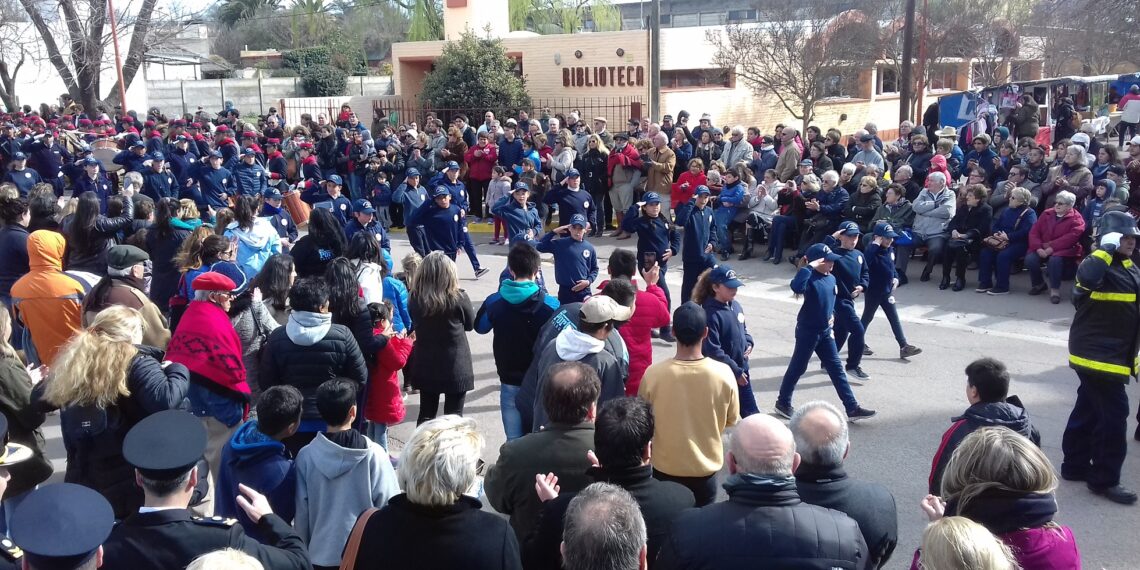 SALDUNGARAY FESTEJÓ SUS 118 AÑOS DE VIDA (FOTOS)
