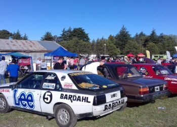 LA FIESTA DE LA PRIMAVERA SE VIVE A PLENO EN SIERRA DE LA VENTANA (FOTOS)