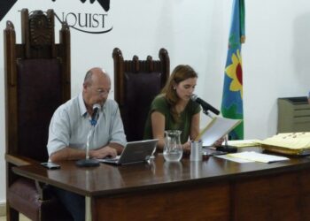 CONCEJALES OFICIALISTAS Y OPOSITORES DEBATIERON SOBRE LOS RESIDUOS ENCONTRADOS EN UN BASURERO DEL DISTRITO (VIDEOS DEL DEBATE)