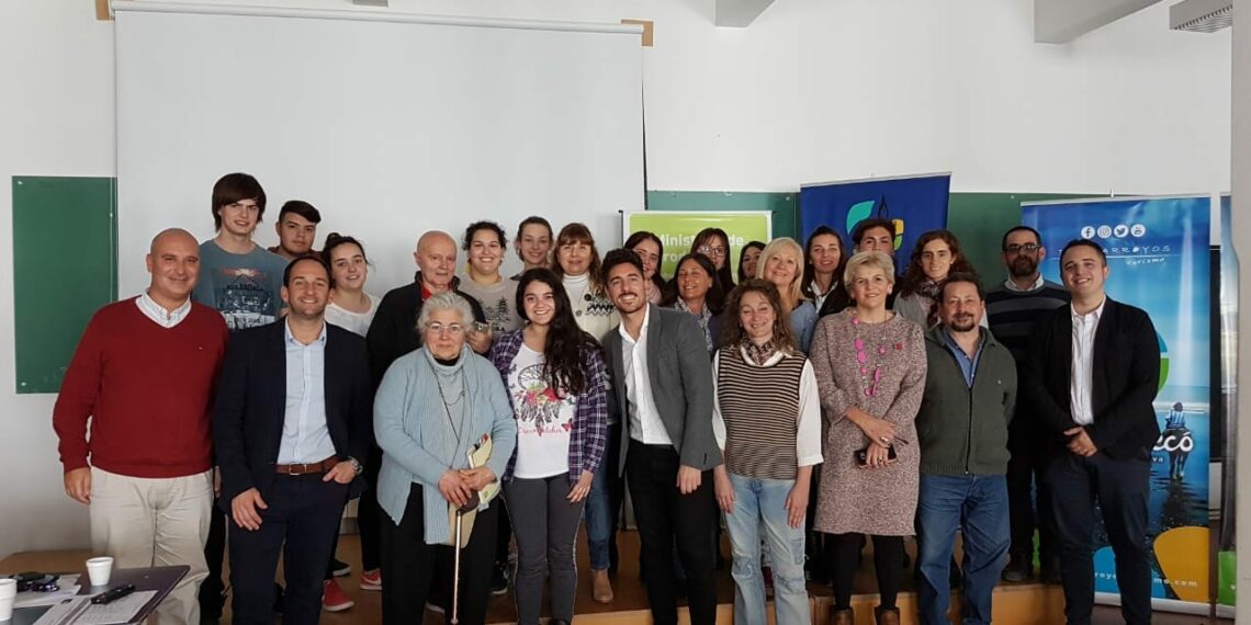 El área de turismo se capacitó en Atención al Cliente.