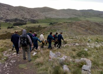 Rescatan una joven en el Cerro de la Ventana