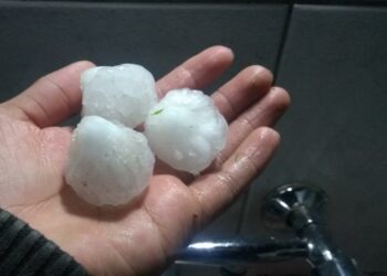 Importantes daños materiales deja el temporal de granizo y “piedra” en la ciudad y la zona