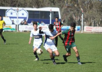 Liga Regional de Fútbol / Divisiones inferiores: Clasificaron otros cuatro equipos