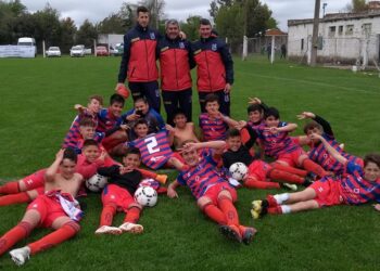 Automoto campeón del torneo apertura en 8va. división