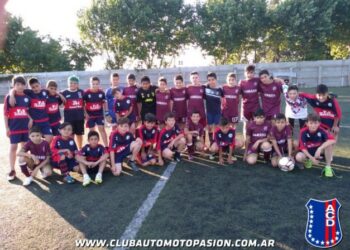 La categoría 2007 de Automoto realizó un viaje soñado a Buenos Aires (Fotos)