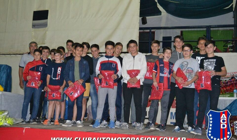 AUTOMOTO RECONOCIÓ A TODOS SUS DEPORTISTAS (VIDEOS ENTREVISTAS)