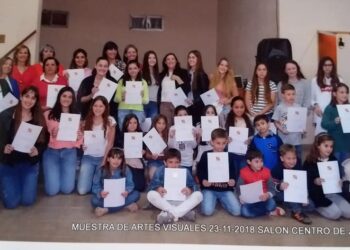 SE REALIZÓ UNA IMPORTANTE MUESTRA DE LA ACADEMIA “ARTE Y COLOR” (VIDEOS ENTREVISTAS)