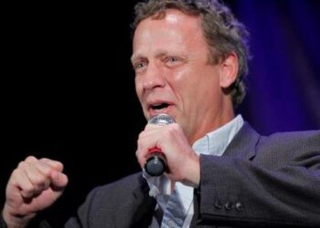 CARLOS SOLARI DISERTÓ EN LA EXPO-COMUNICARTE DEL COLEGIO NUESTRA SEÑORA DE LUJÁN (VIDEOS ENTREVISTAS)