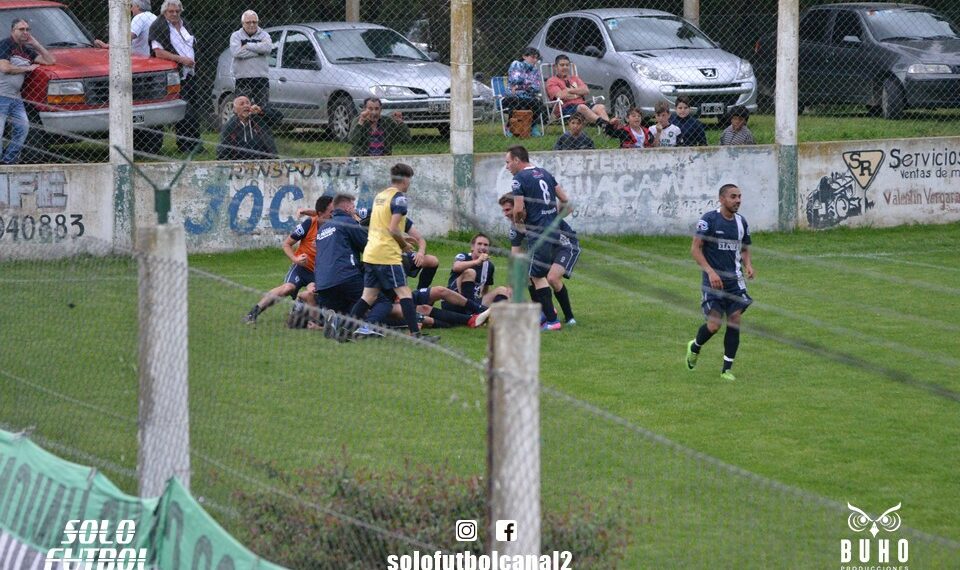 UN PALACIO EN EL BOSQUE