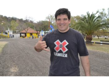 REVIVÍ EN NOTAS E IMÁGENES LA ACTUACIÓN DE “GAMUZA” EN TORNQUIST (VIDEOS)