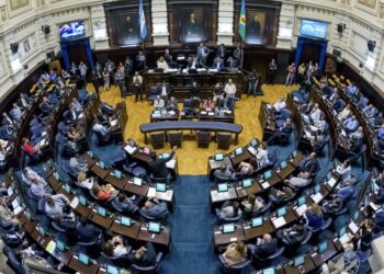 Por ley, los Concejos Deliberantes de la Provincia tendrán que trabajar un mes más