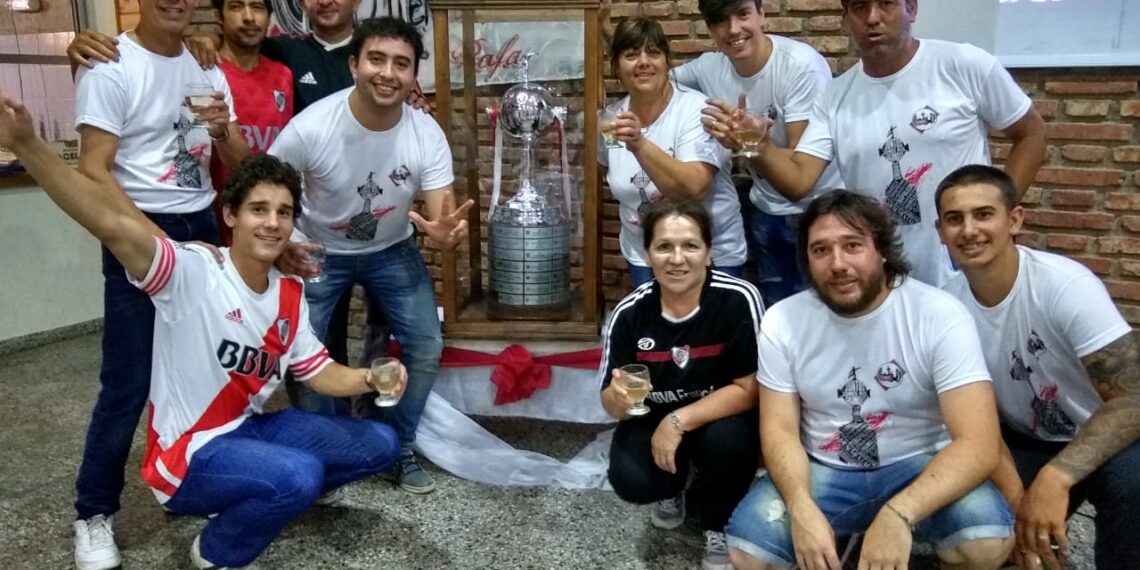 Los millonarios festejaron la Copa Libertadores en Tornquist (Videos)