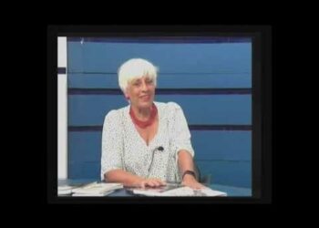 CHARLA TALLER SOBRE LA IMPORTANCIA DE ESCRIBIR LA PROPIA HISTORIA Y LA FAMILIAR (VIDEO ENTREVISTA)