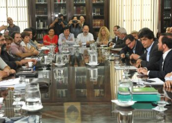 El Gobierno bonaerense y los docentes vuelven a reunirse por la negociación paritaria