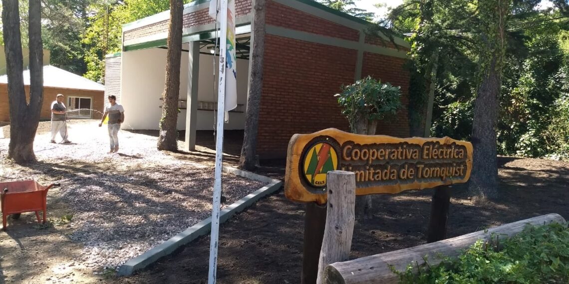 Invitación de la Cooperativa Eléctrica por inauguraciones en Villa Ventana