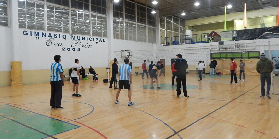 AMPLIA OFERTA EDUCATIVA DEL CEF N° 9 EN EL DISTRITO DE TORNQUIST (VIDEO ENTREVISTA)