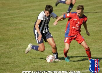 Buen debut de las Inferiores de Automoto (Fotos)