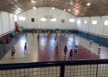AUTOMOTO VOLEY APUESTA AL SEMILLERO Y A PARTICIPAR CON TRES CATEGORÍAS EN LA ABV (VIDEOS ENTREVISTAS)