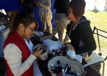 Salud celebró el día de la mujer con una exitosa jornada de donación de cabello y actividades orientadas al cuidado personal (Videos entrevistas)