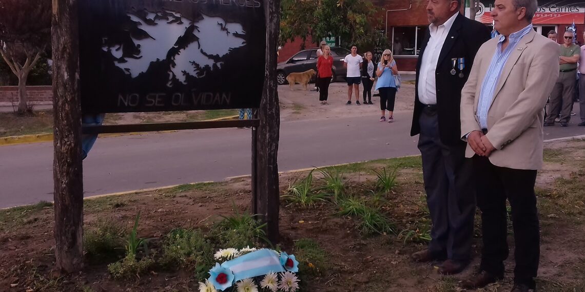 SIERRA DE LA VENTANA: SE REALIZÓ EL ACTO POR EL 37º ANIVERSARIO DE LA GESTA DE MALVINAS (FOTOS)