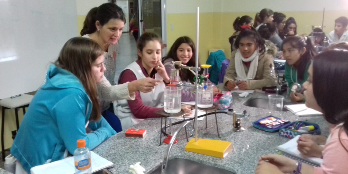 PROYECTOS Y OBRAS EN LA EES Nº 3 (VIDEO)