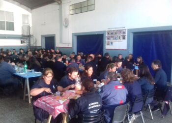 Capacitación a Bomberos Voluntarios sobre “sicología en la emergencia” (Videos)