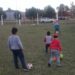Invitan a niños y jóvenes a formar parte de la escuelita de fútbol del Club Sportman