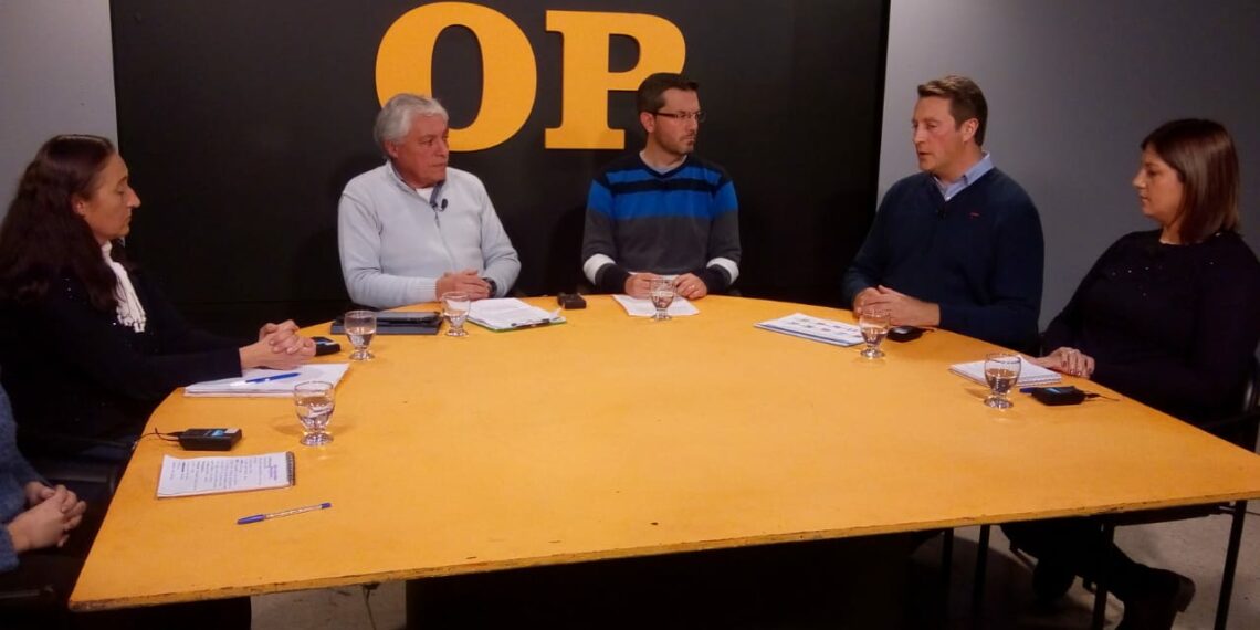 Gustavo Trankels, pre candidato a Intendente, en la mesa de Opiniones (fotos y programa en video)