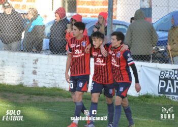 AUTOMOTO COMENZÓ CON EL PIE DERECHO