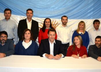 Se presentó a la prensa el “Frente de Todos” (VIDEOS Y NOTAS)