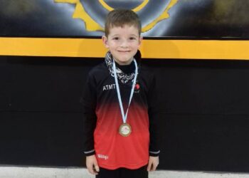 Los jugadores de Tenis de Mesa del distrito se proyectan en los torneos de la región (Videos)