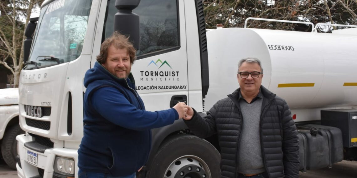 El municipio adquirió un camión regador para Saldungaray