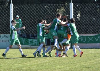 Unión (T) ganó y quedó a un paso de la final de Temporada