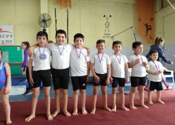 Imágenes y notas del encuentro de gimnasia artística realizado en Tornquist (Videos)