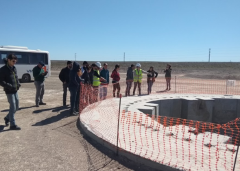 Se llevó a cabo la primera visita educativa al parque eólico
