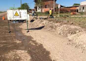 Ampliación de 750mts de desagües cloacales en Tornquist