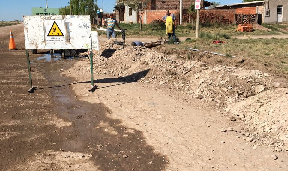Ampliación de 750mts de desagües cloacales en Tornquist