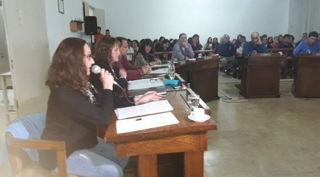 Sesión de “Alto Voltaje” en el Honorable Concejo Deliberante (11 Videos agrega informe)