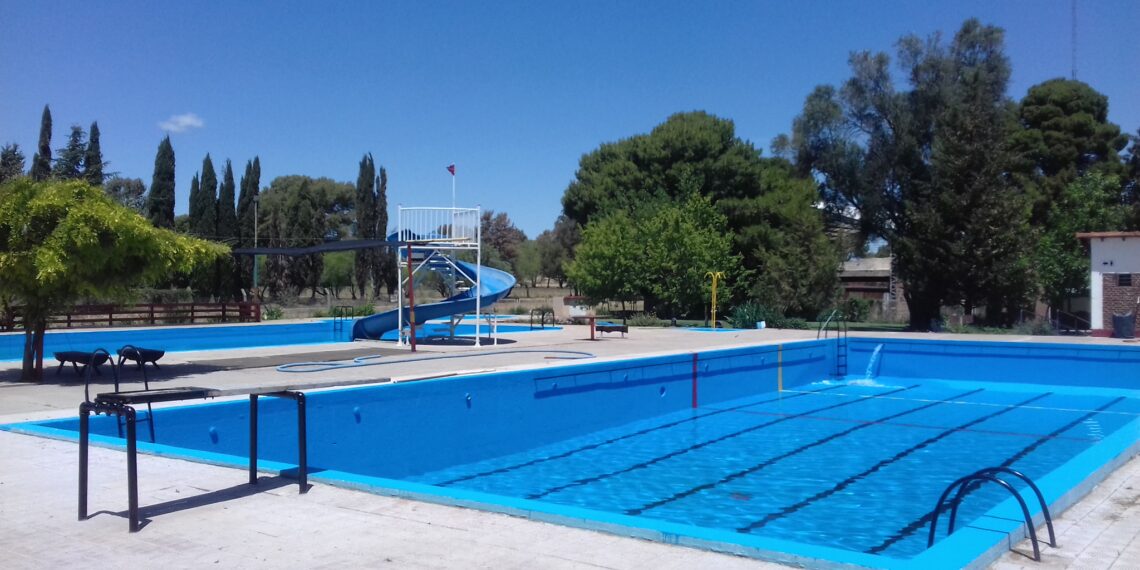 El sábado 7 de diciembre habilitan las piscinas municipales para la temporada 2019/2020 (Nota)