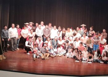 Exitoso cierre de año de la Escuela Folklórica Municipal