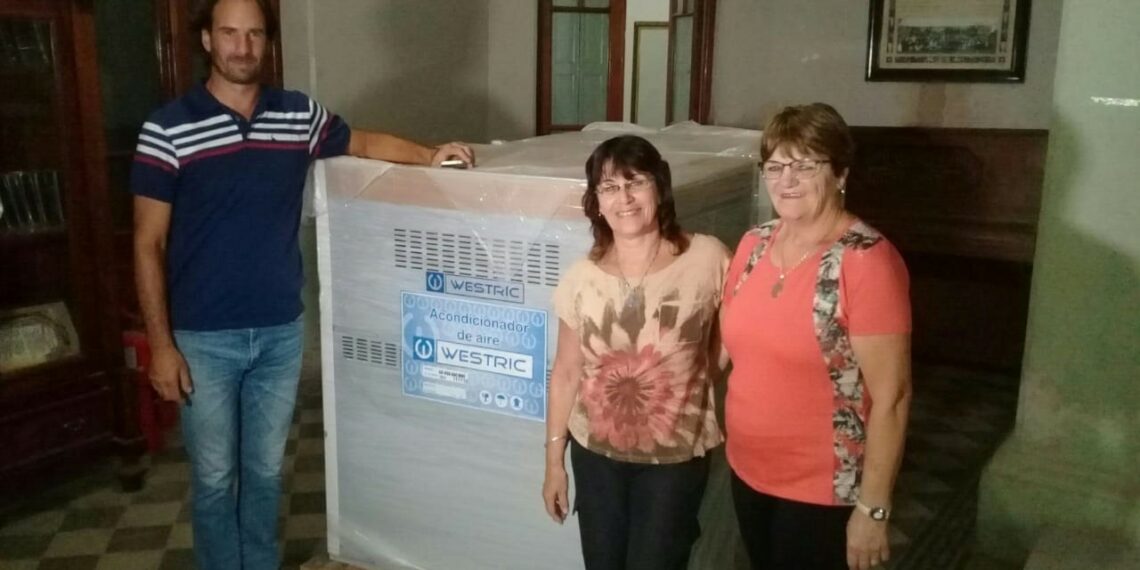 La Sociedad Germánica adquirió dos climatizadores para el salón de fiestas (Videos)